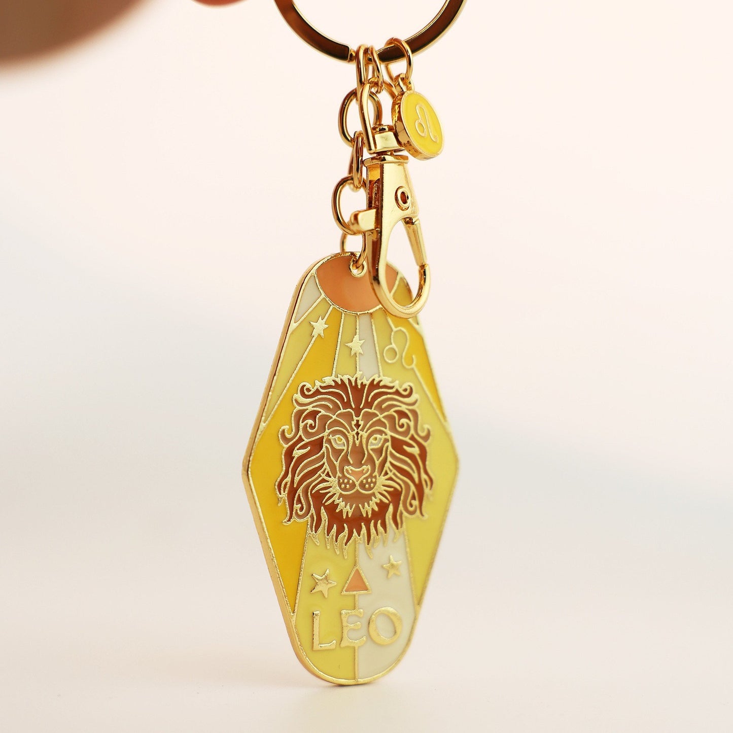 Cilifer® 🔮✨Vintage Illustrated Zodiac Keychain D01