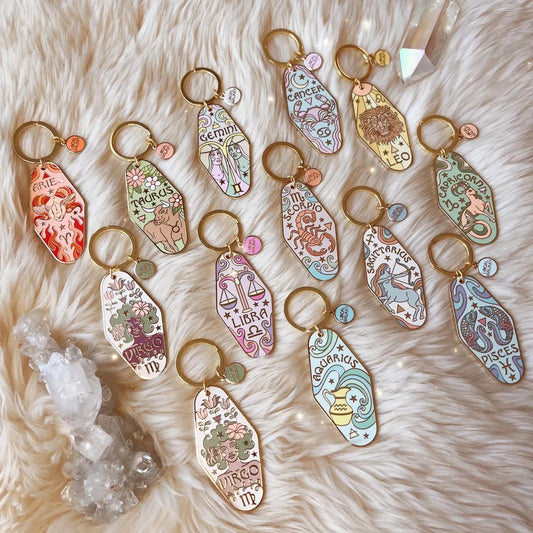 Cilifer® 🔮✨Vintage Illustrated Zodiac Keychain D01