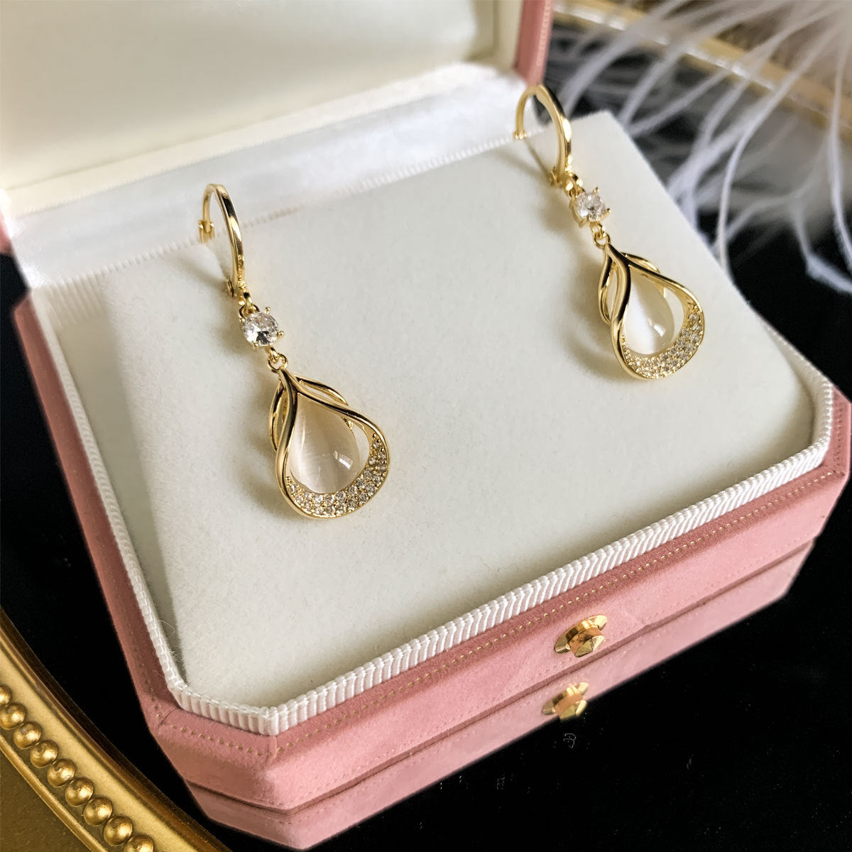 KISSHI Lymphvity Magnetherapy Germanium Earrings