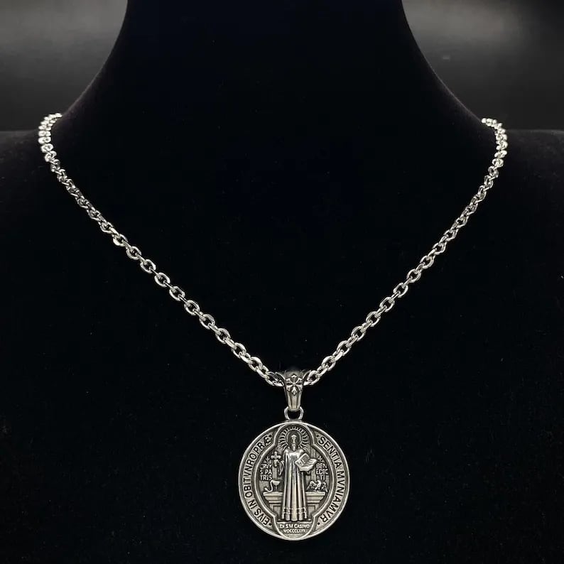 Oneswear® 🔥Last Day 50% OFF -✝️Saint Benedict Medal Pendant Necklace🎁Buy 2 Get 1 Free D01