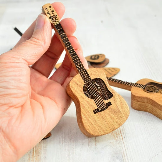CZTICLE® ⏰LAST DAY 59% OFF🎁Wooden Acoustic Guitar Pick Box🎸 D03