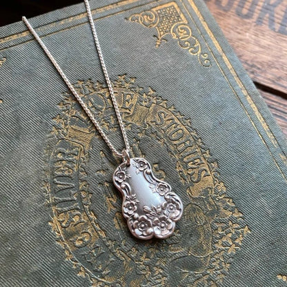 CZTICLE®🔥LAST DAY 60% OFF✨Handmade Sterling Spoon Necklace -Handmade Sterling Spoon Necklace Crafted from Authentic Vintage Silverware D01